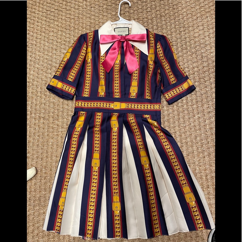 Silk authentic Gucci dress